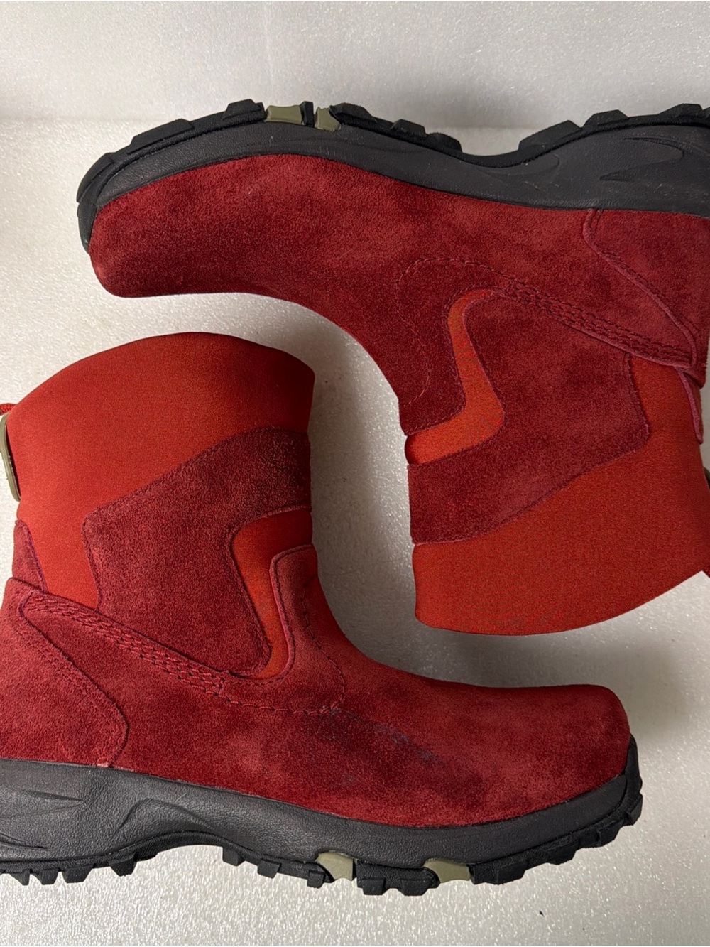 LL Bean Red Suede & Neoprene Ankle Boots women’s 8